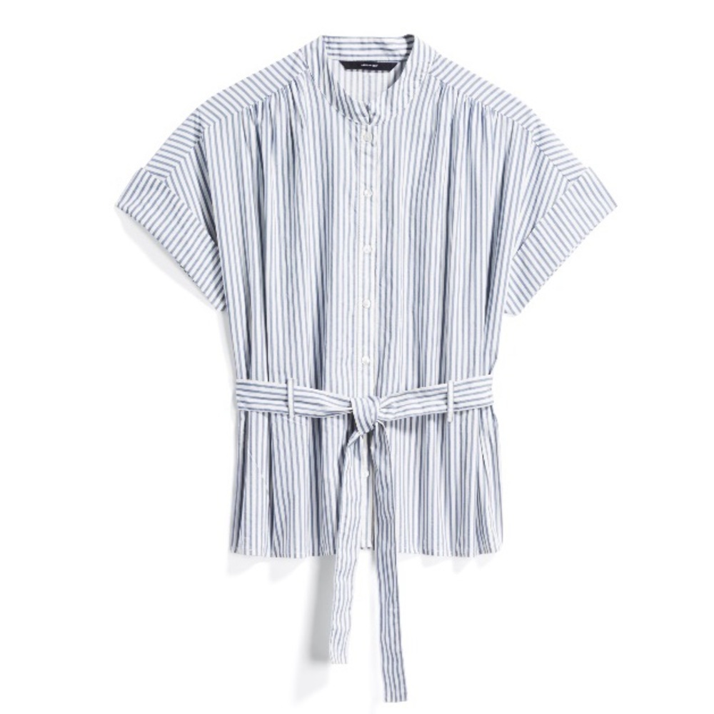 Very Moda Front Toe Button Down Top
